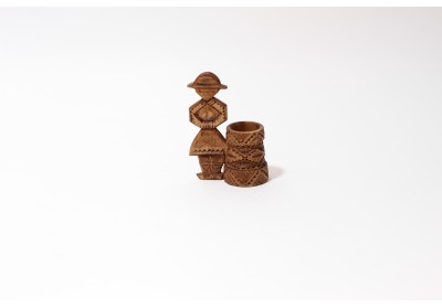 Suport scobitori sculptat ţărăncuţă